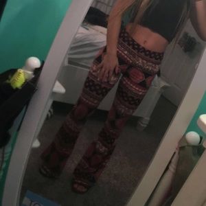 Bootcut stretchy patterned pants